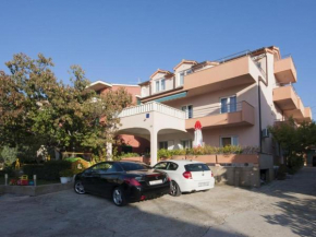 Отель Apartments with a parking space Brodarica, Sibenik - 6150  Бродарица